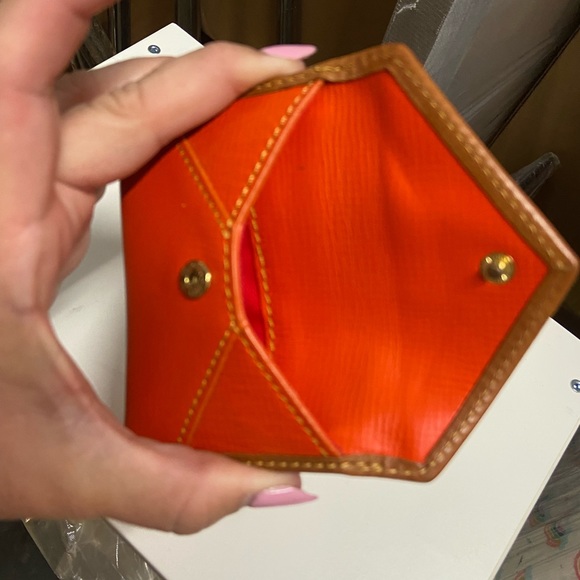 Dooney & Bourke Card Holder Wallet Cute Orange Business Card Credit Card ID - Picture 4 of 7